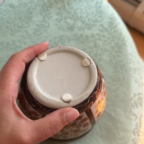 Plant Flower Pot Vase Ceramic Art Pottery White Painted Blue W Gold Highlights - Picture 5 of 6